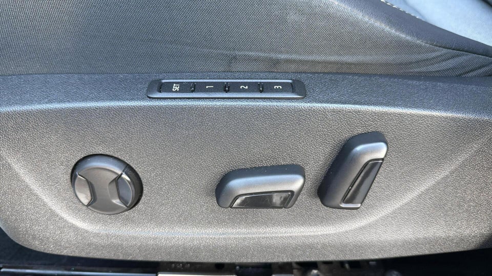 Skoda Enyaq 80 iV Plus 5d