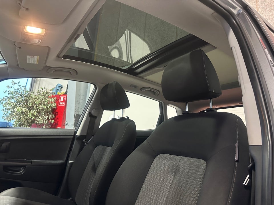 Kia Venga 1,4 CVVT Motion Fashion 5d