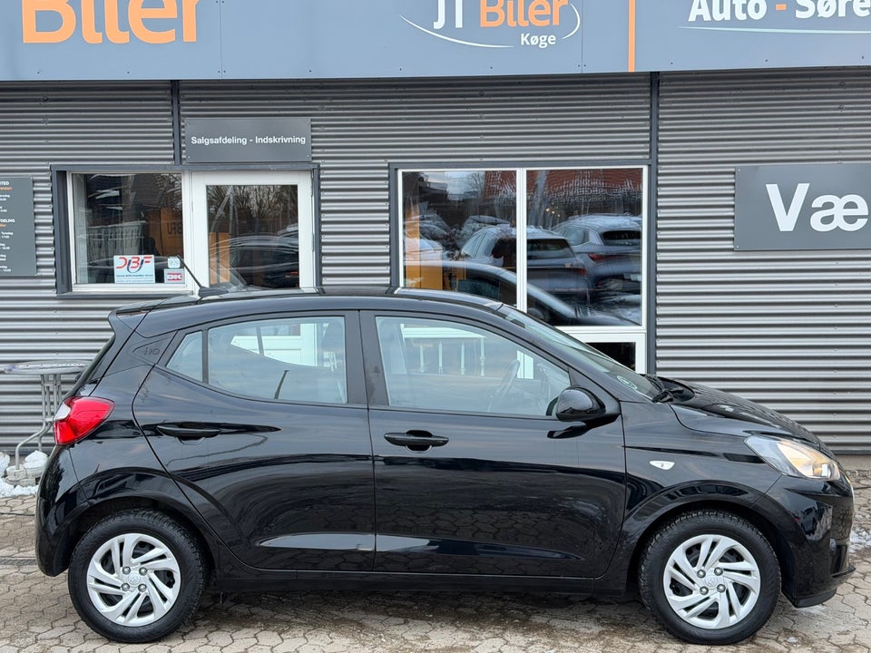 Hyundai i10 1,0 MPi Essential 5d