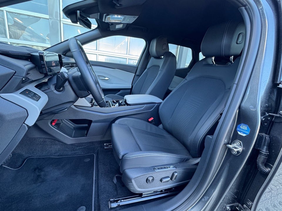 Ford Capri 77 Premium Extended Range 5d