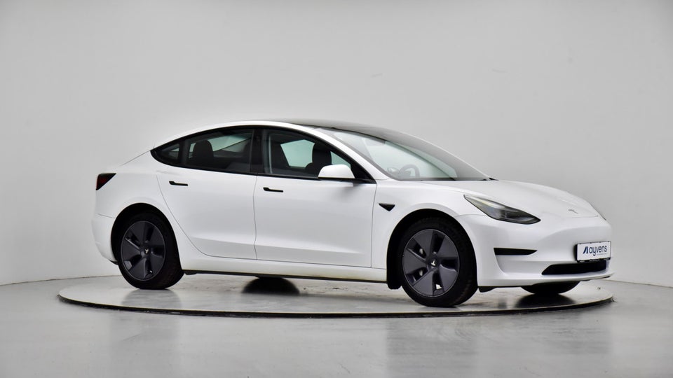 Tesla Model 3 RWD 4d