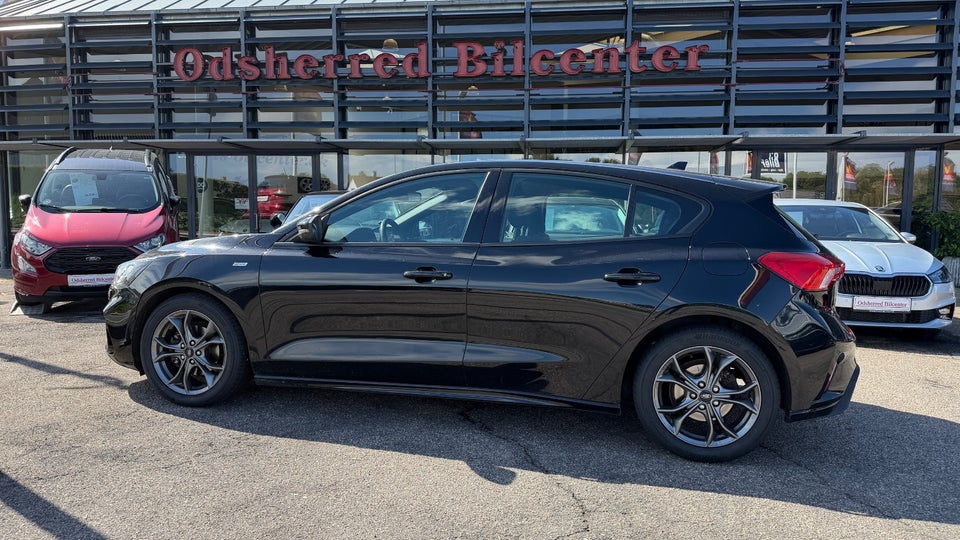 Ford Focus 1,0 EcoBoost ST-Line 5d