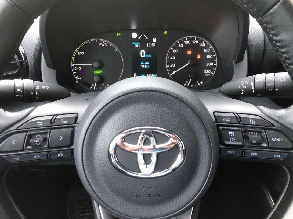 Toyota Yaris 1,5 Hybrid Active Tech e-CVT 5d