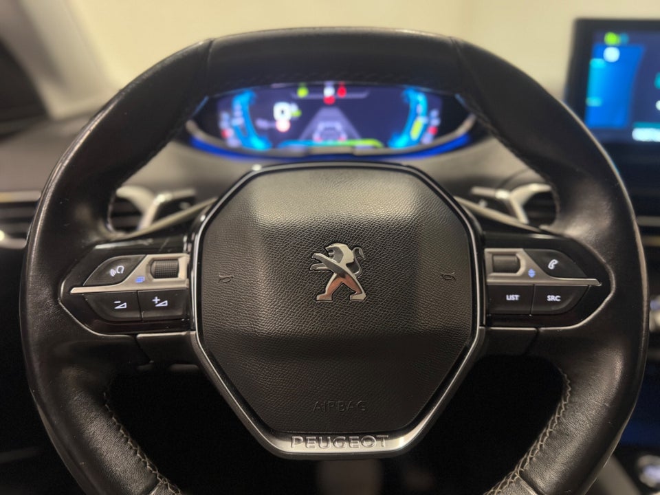Peugeot 3008 1,6 Hybrid Allure Pack EAT8 5d