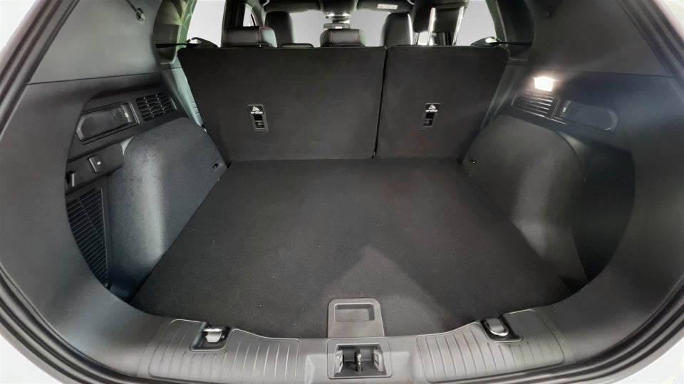 Ford Kuga 2,5 PHEV ST-Line X CVT 5d