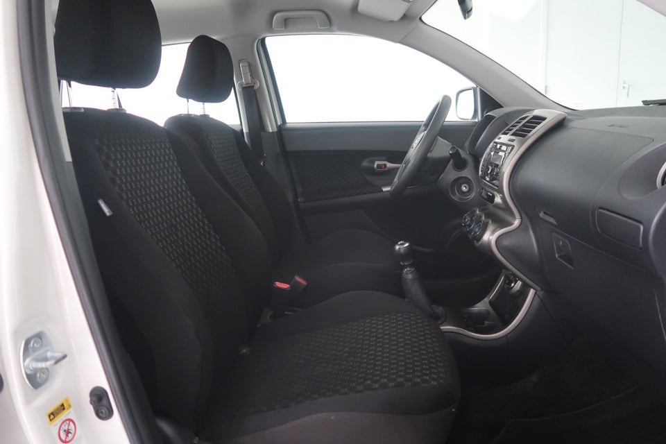 Toyota Urban Cruiser 1,3 VVT-i T1 5d