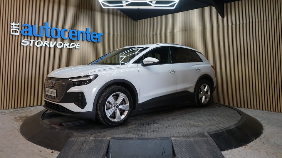 Audi Q4 e-tron 40  5d