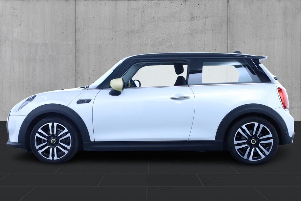 MINI Cooper SE Edition Premium Plus 3d