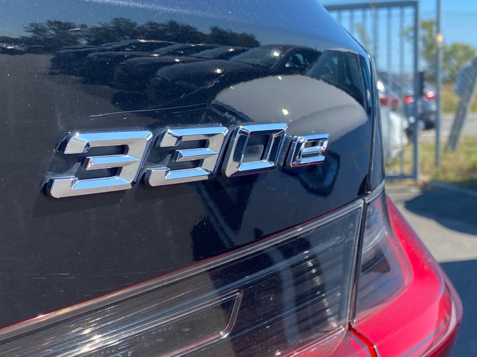 BMW 330e 2,0 Touring Sport Line aut. 5d