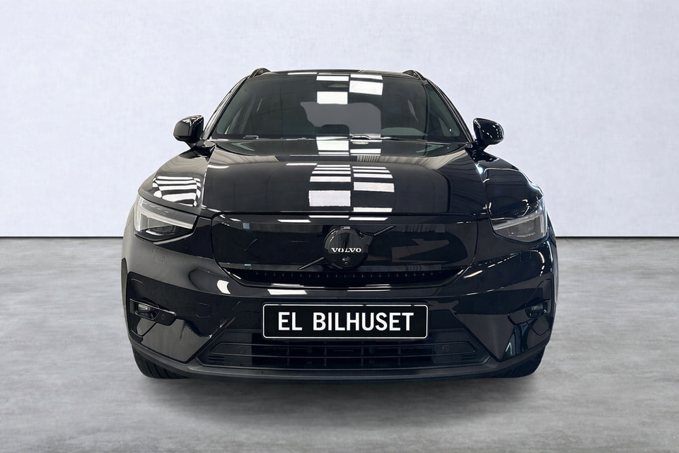 Volvo EX40 Extended Range Black Edition 5d