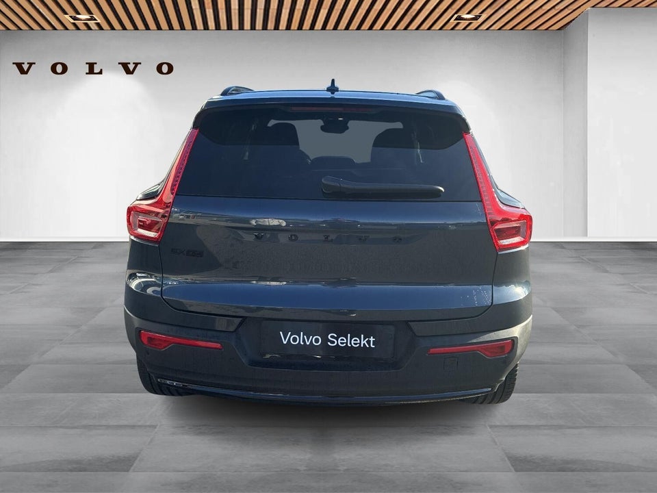 Volvo EX40 Extended Range Plus 5d