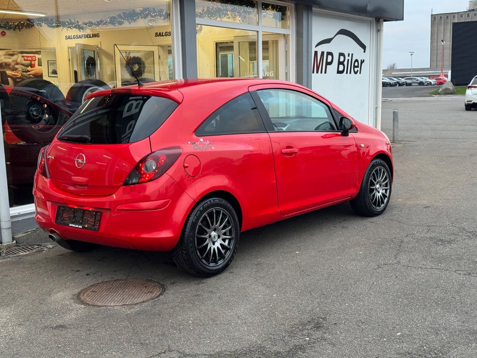 Opel Corsa 1,4 16V Enjoy 3d