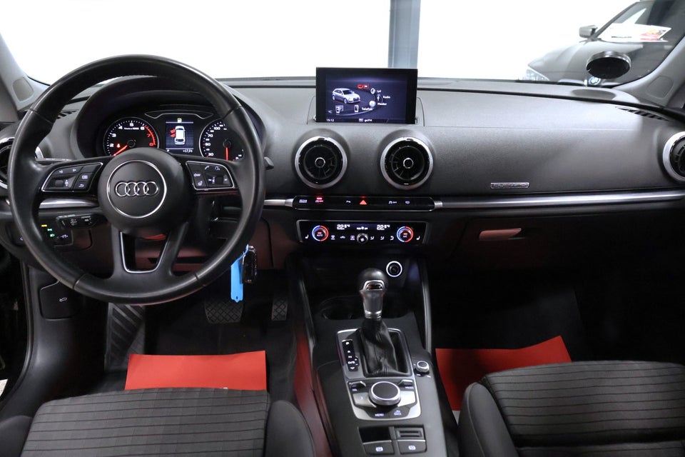 Audi A3 40 TFSi S-line Sportback quattro S-tr. 5d