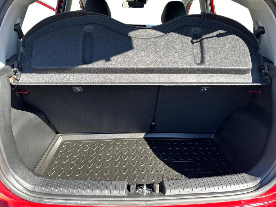 Hyundai i10 1,0 MPi Essential AMT 5d