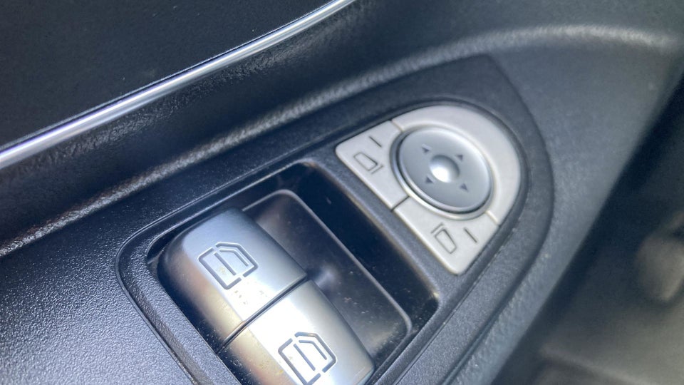 Mercedes Vito 114 2,0 CDi Kassevogn aut. L RWD