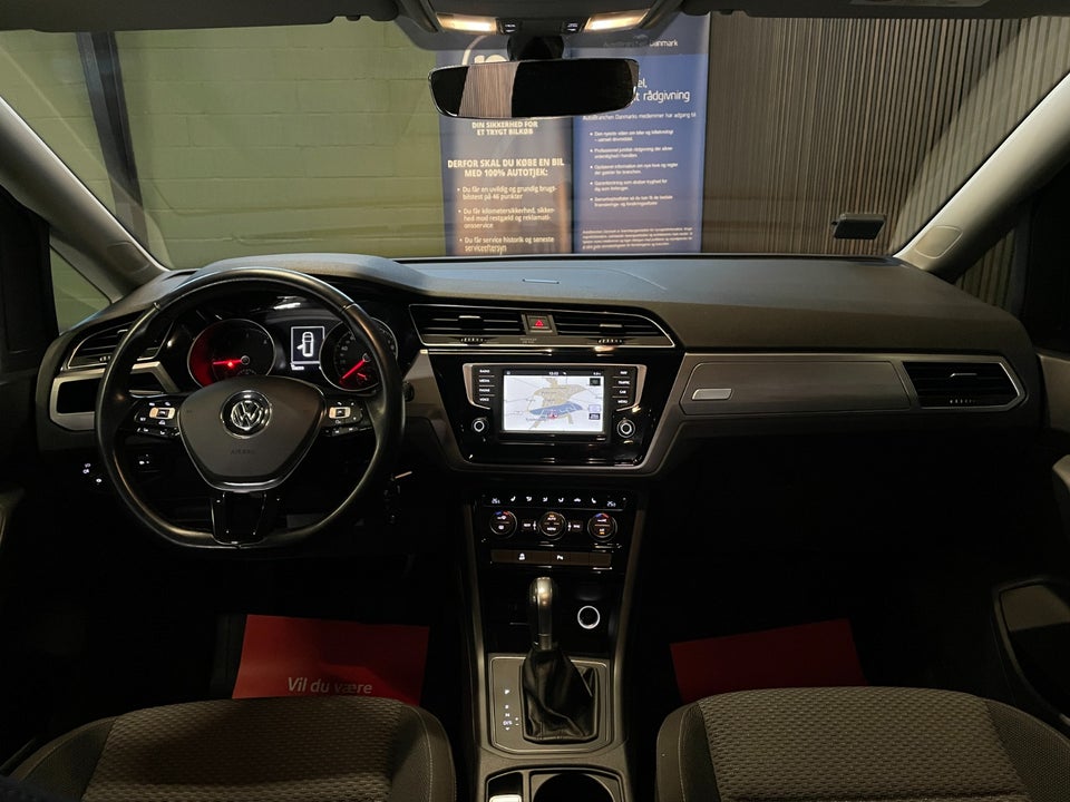 VW Touran 2,0 TDi 150 Comfortline DSG 7prs 5d