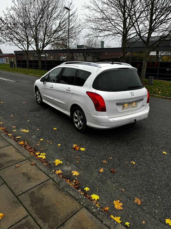 Peugeot 308 2,0 HDi 140 Sportium SW 5d