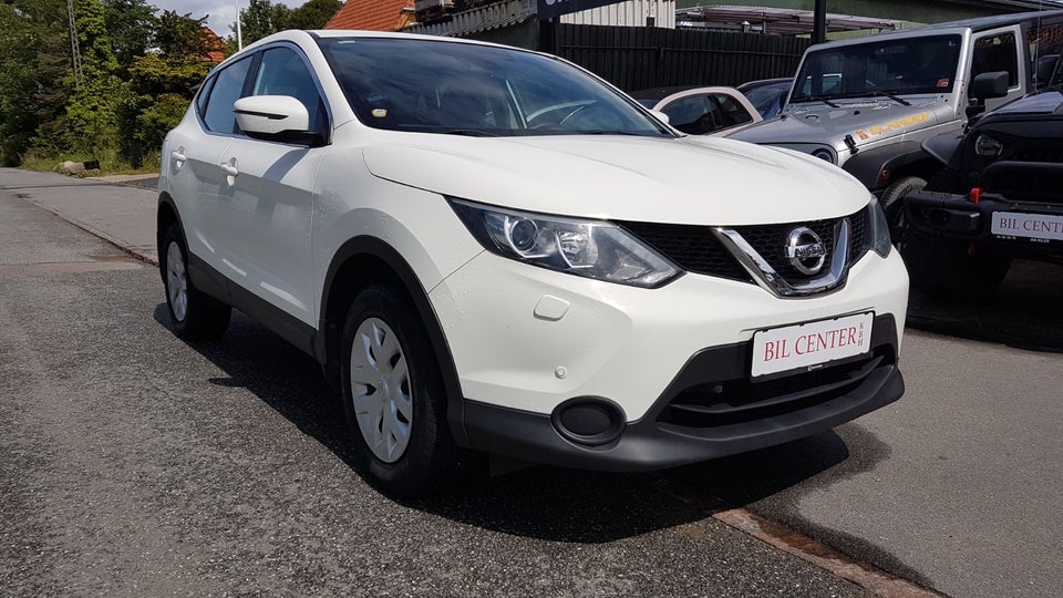 Nissan Qashqai 1,2 Dig-T 115 Acenta Connect 5d