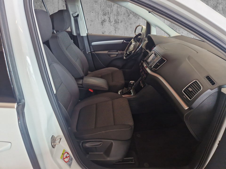 VW Sharan 2,0 TDi 150 Comfortline DSG Van 5d