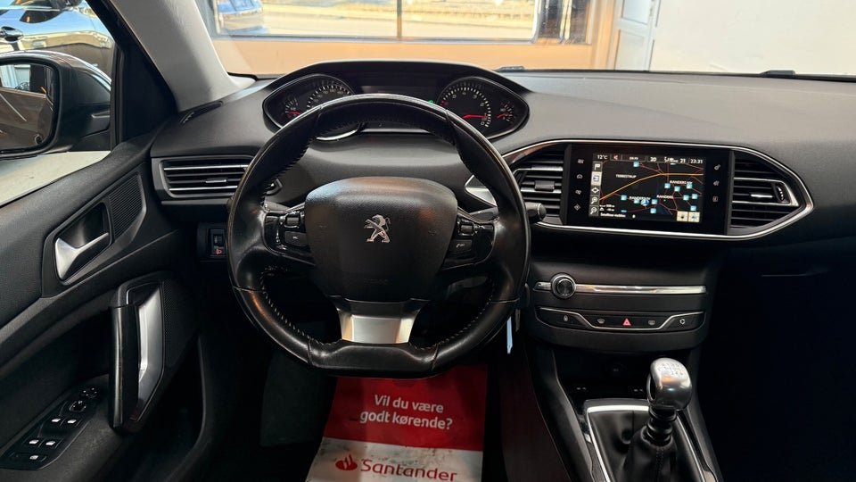 Peugeot 308 1,2 e-THP 130 Allure 5d