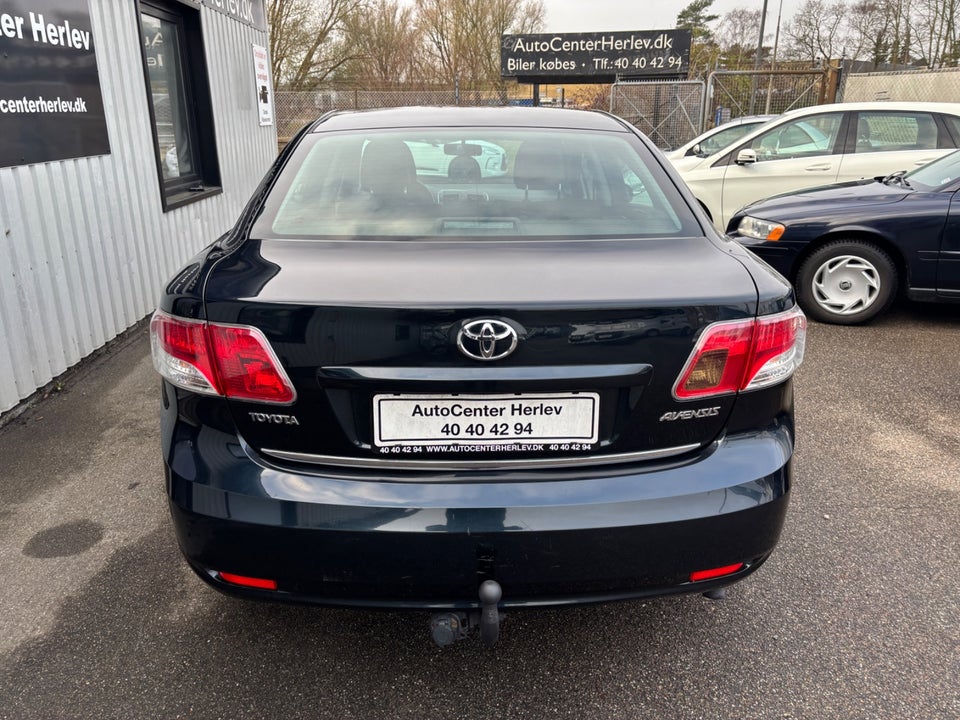 Toyota Avensis 1,6 VVT-i T1 4d
