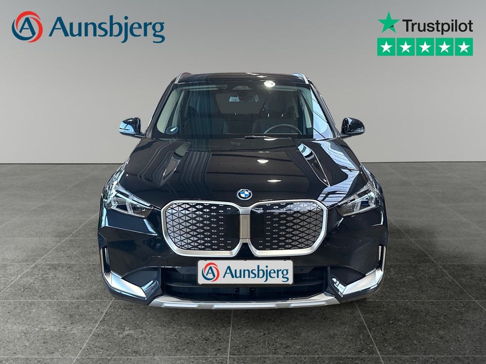 BMW iX1 eDrive20 X-Line 5d