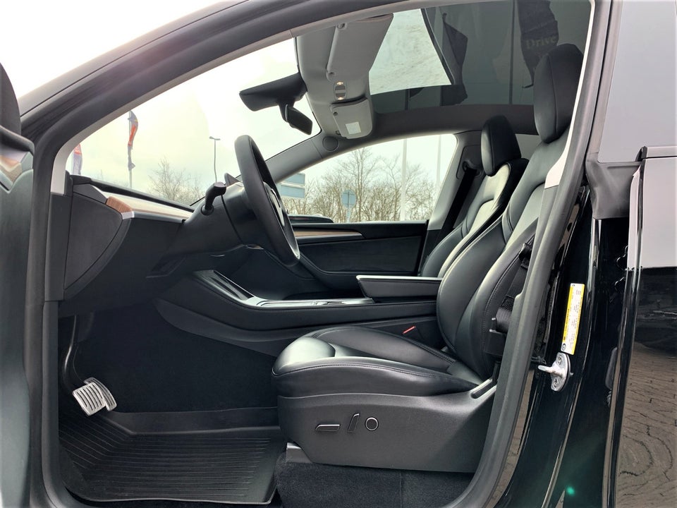 Tesla Model Y Performance AWD 5d