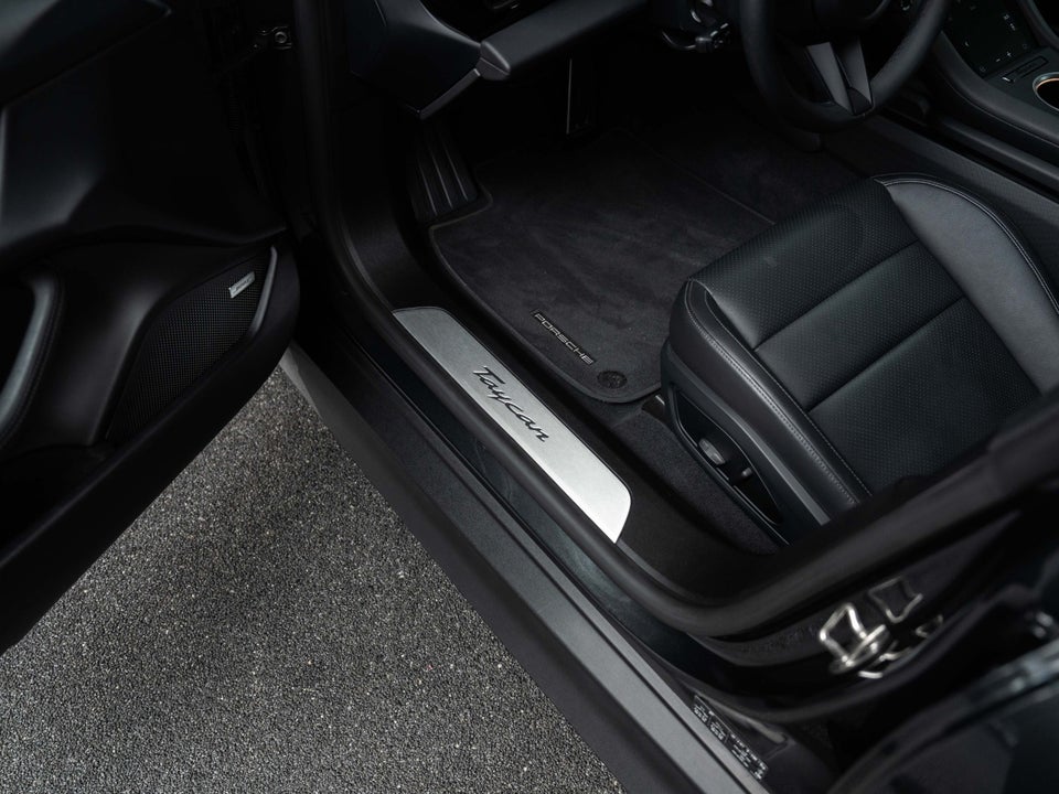 Porsche Taycan Performance+ Sport Turismo 5d
