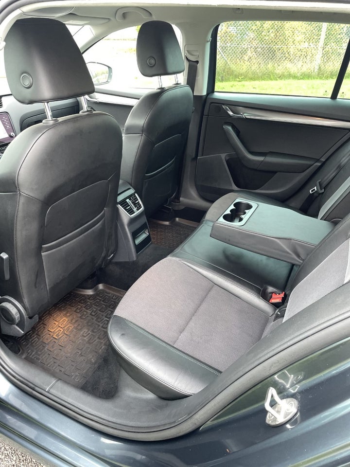 Skoda Octavia 2,0 TDi 150 Style Combi DSG 5d