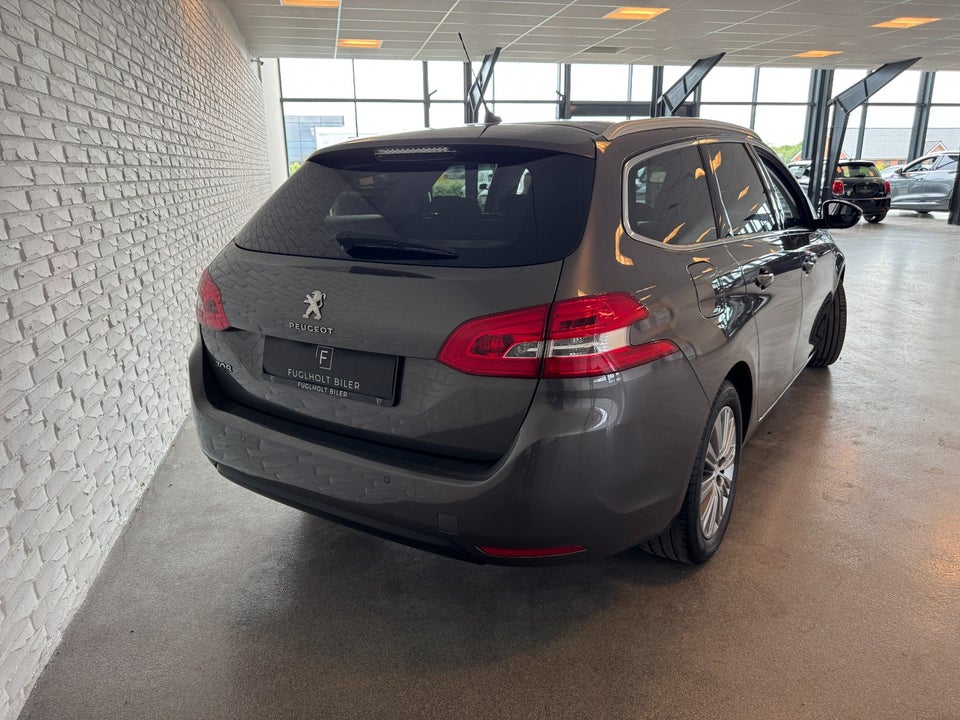 Peugeot 308 1,2 PureTech 130 Infinity SW 5d