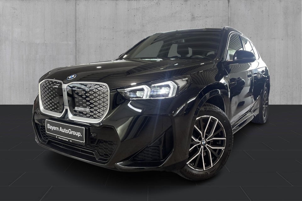 BMW iX1 xDrive30 M-Sport 5d