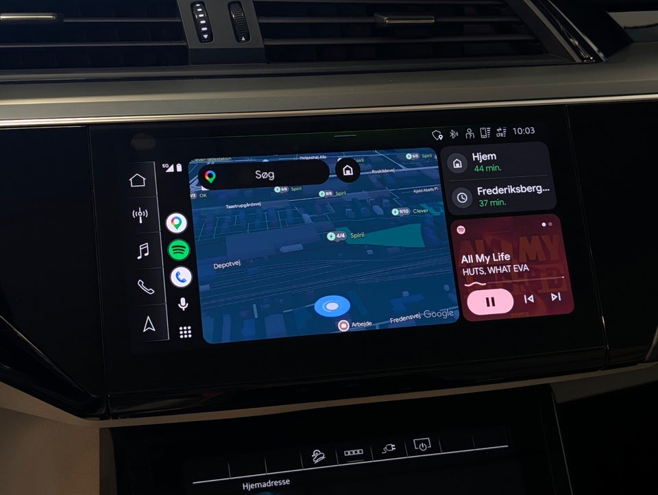 Audi Q8 e-tron 55 Advanced quattro 5d