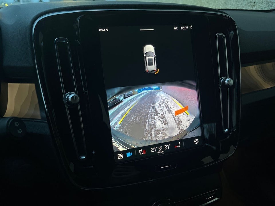 Volvo XC40 P6 ReCharge Core 5d