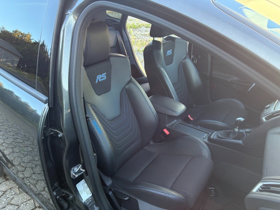 Ford Focus 2,3 SCTi 350 RS 5d