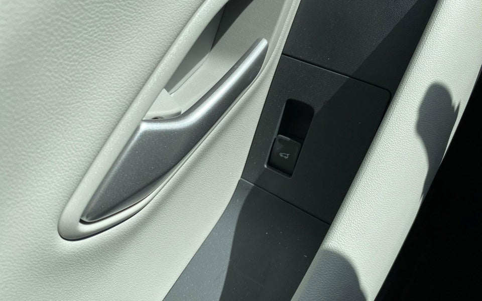 Ford Explorer 77 Select Extended Range 5d