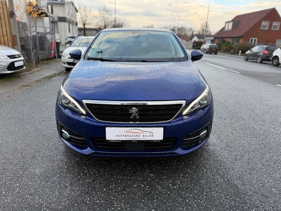 Peugeot 308 1,5 BlueHDi 130 Style 5d