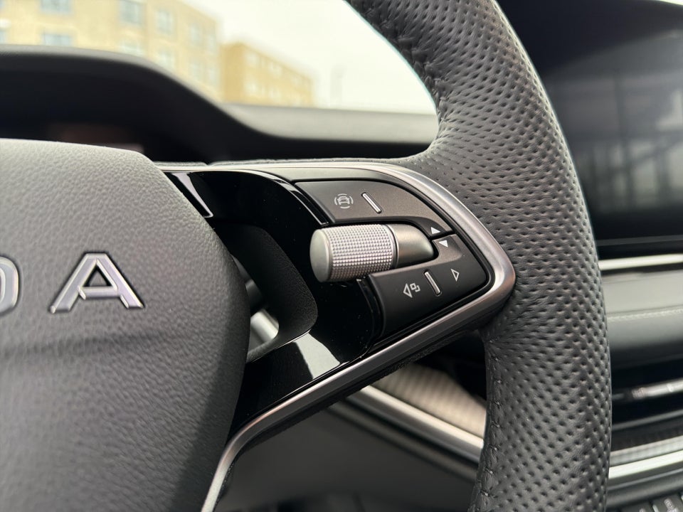 Skoda Elroq 85 iV Sportline 5d