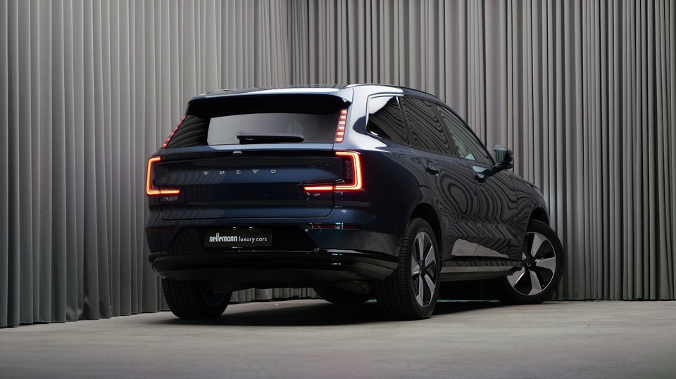 Volvo EX90 Plus 7prs 5d