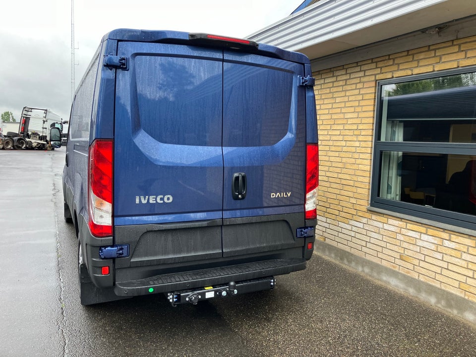 Iveco Daily 3,0 35S18 9m³ Van AG8