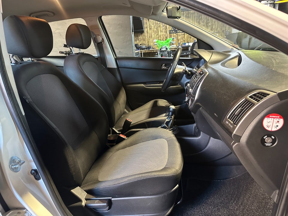 Hyundai i20 1,25 Classic XTR 5d
