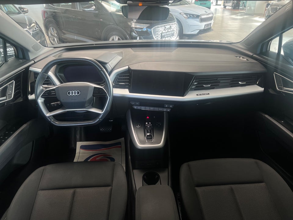 Audi Q4 e-tron 40 Advanced 5d