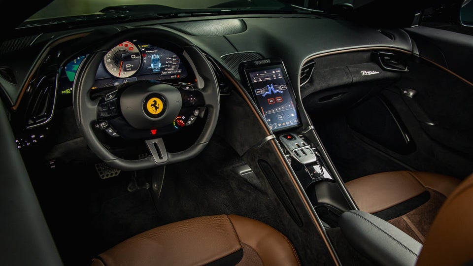 Ferrari Roma 3,9 Spider DCT 2d