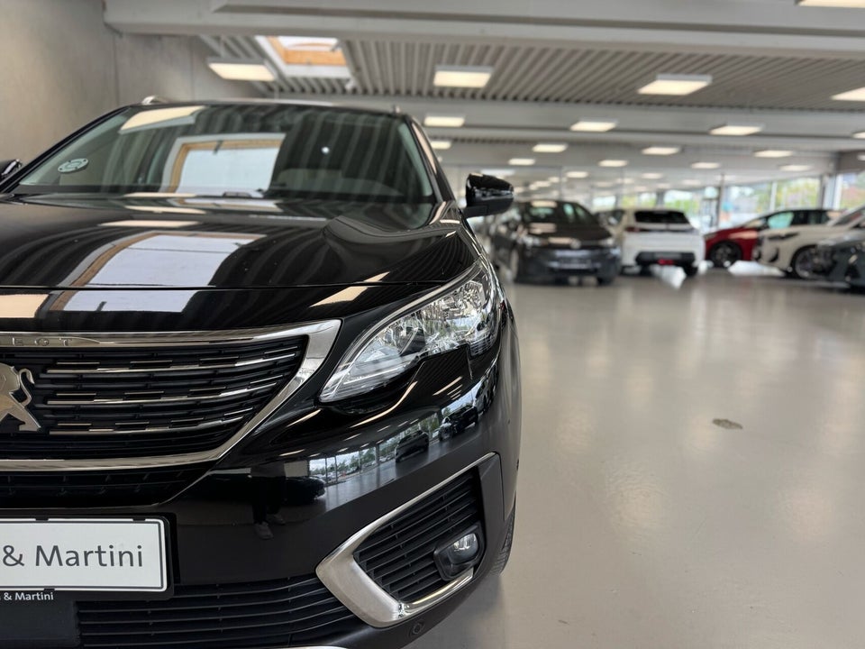 Peugeot 5008 1,6 e-THP 165 Allure EAT6 7prs 5d