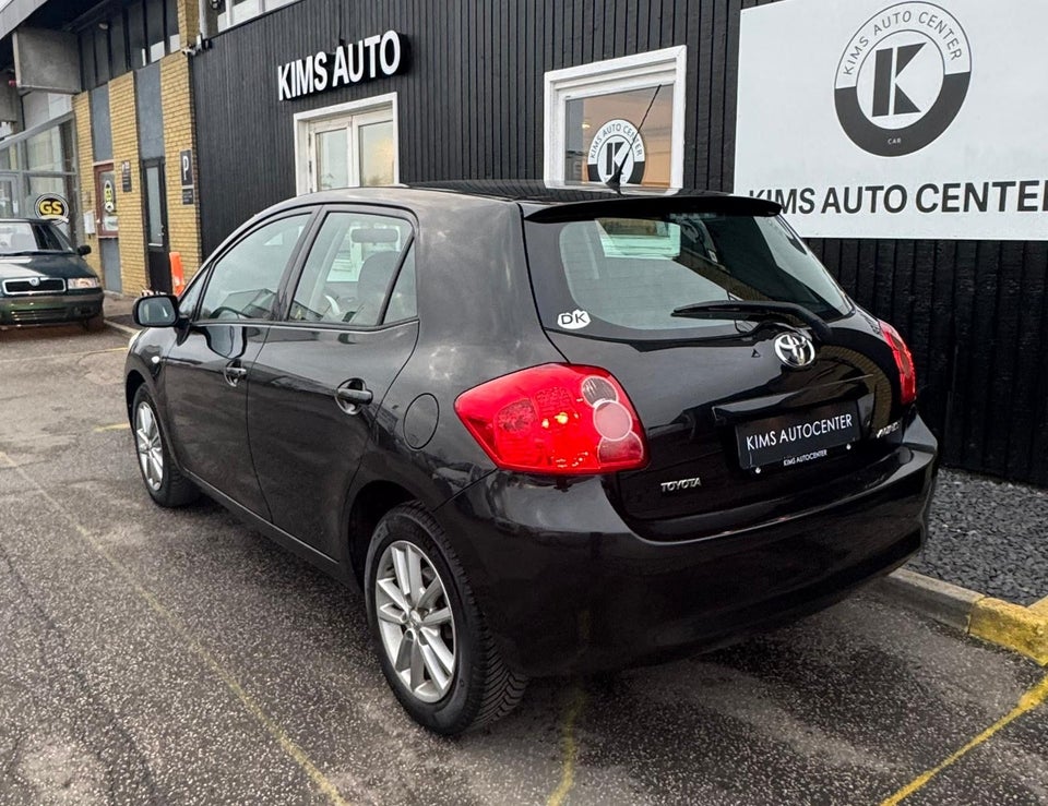 Toyota Auris 1,6 Luna+ M/M 5d