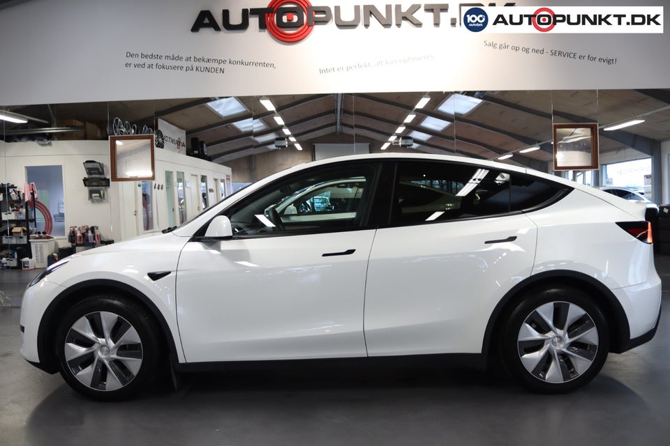Tesla Model Y Long Range RWD 5d