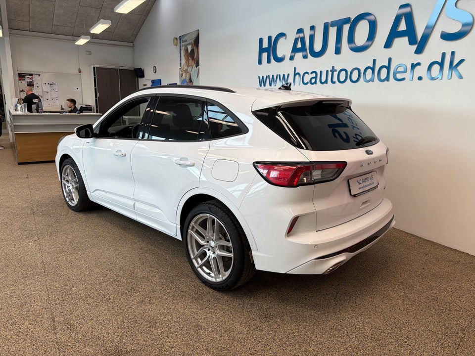 Ford Kuga 2,5 PHEV ST-Line CVT 5d