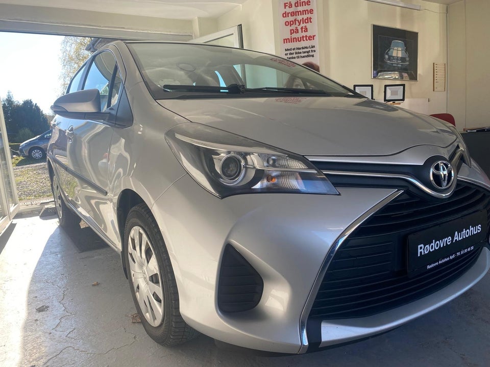 Toyota Yaris 1,3 VVT-i T2 5d