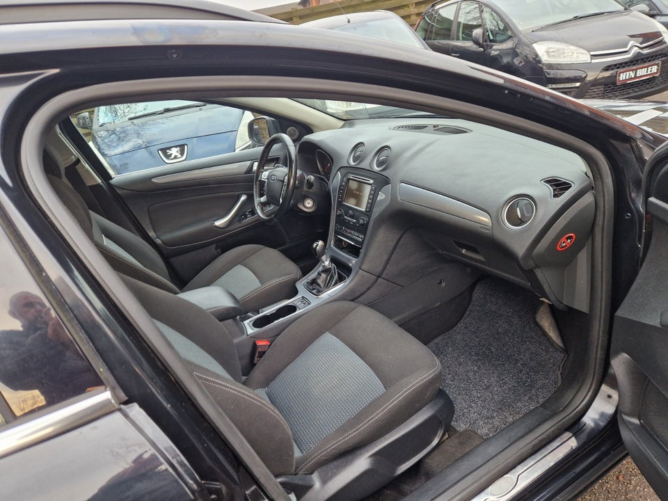 Ford Mondeo 2,0 TDCi 140 Collection stc. 5d