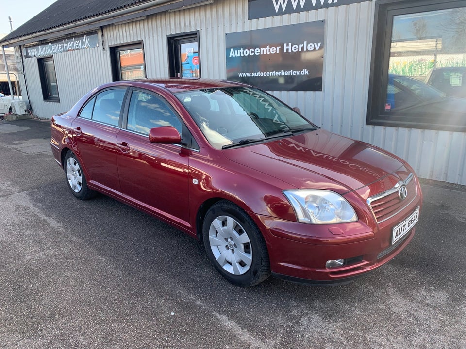 Toyota Avensis 2,0 Sol aut. 5d