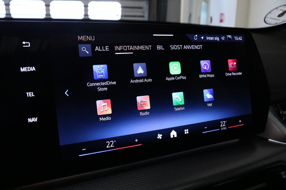 BMW iX1 eDrive20 M-Sport 5d